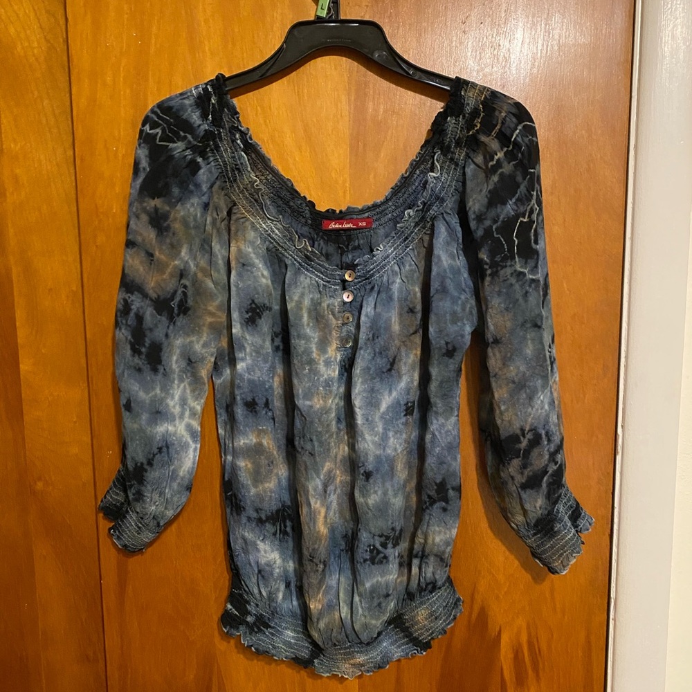 Smocked Scoop-Neck Tie-Dye Peasant Oversized Top in Blue /Tan by Barbara Lesser
